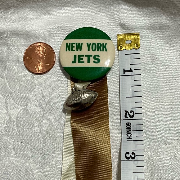 70’s vintage New York jets football button with ribbons and charm vtg vguc sport - Picture 4 of 5